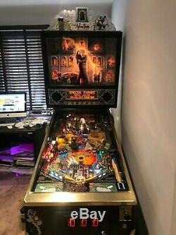 1994 Addams Family GOLD Pinball Machine, Certificated. Good condition