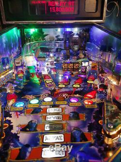 2011 Avatar pinball machine in superb condition