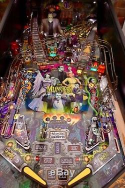 2019 STERN MUNSTERS PRO ARCADE PINBALL MACHINE Very Few Plays GREAT CONDITION