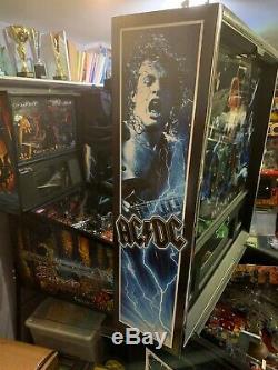 AC/DC Back In Black Pinball Machine