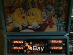 Bally Mr&Mrs PacMan Pinball Machine, working order