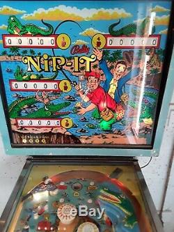 Bally'Nip-it' pinball machine 1972 (Happy days!) THE FONZ
