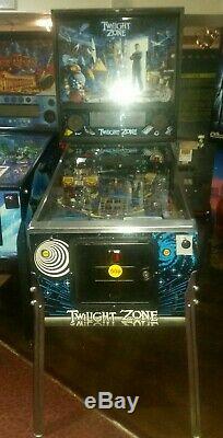 Bally TWILIGHT ZONE arcade pinball good working order