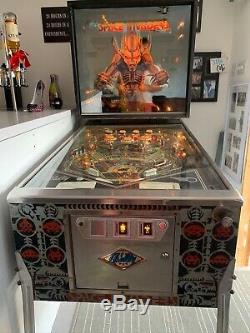 Bally space invaders Pinball table