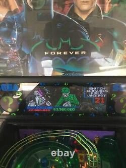 Batman Forever pinball Machine New Colour monitor