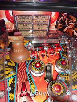 Brilliant playing, fantastic looking AC/DC pinball machine