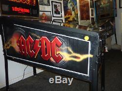 Brilliant playing, fantastic looking AC/DC pinball machine