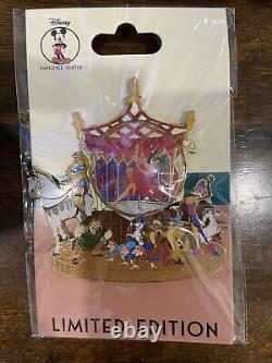 DEC Snow Globe Pin Disney Hunchback Notre Dame Esmeralda Quasimodo