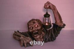 Data East Tales from the Crypt pinball machine topper, lit LED eyes and lamp