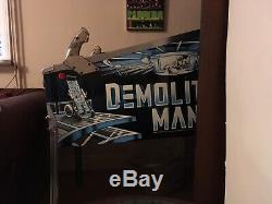 Demolition Man Pinball machine