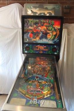 Fish Tales Pin Ball Machine by Williams. Refurbished and Mint Condition