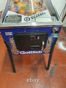 Gottlieb gladiator's pinball machine 1993