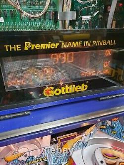 Gottlieb gladiator's pinball machine 1993