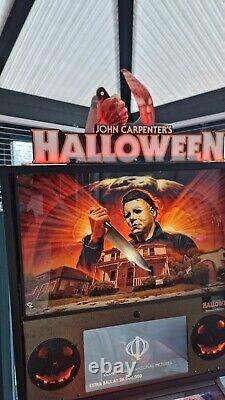 HALLOWEEN Pinball machine from Spooky Pinball. Collectors Edition