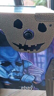 HALLOWEEN Pinball machine from Spooky Pinball. Collectors Edition