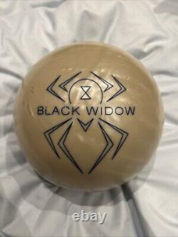 Hammer Black Widow Ghost Pearl bowling ball 16 LB Never Used, Open Box