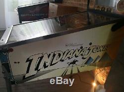 Indiana jones pinball machine Williams