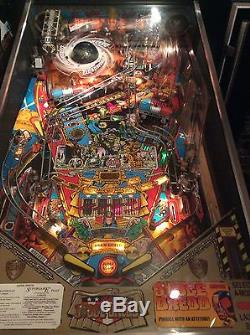 Judge Dredd Pinball Machine