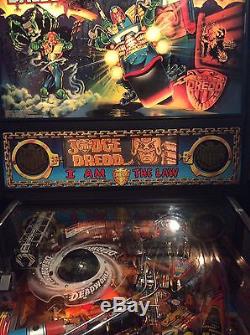 Judge Dredd Pinball Machine