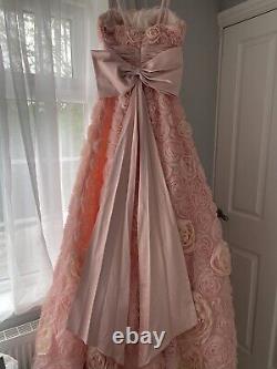 Light Pink Flower Dress in Size 6/8 (RRP- £650)