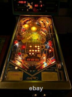MR & MRS PAC-MAN' Bally pinball machine