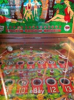 Pinball bingo machine. United Pixies bingo game 1955. Beautifully restored