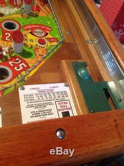 Pinball bingo machine. United Pixies bingo game 1955. Working perfectly