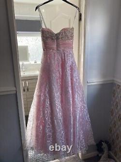 Pink Ball gown/ Prom dress size, Size 8-10, Princess Style, Strapless/Sweetheart