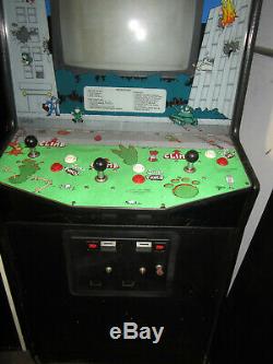 RAMPAGE ARCADE MACHINE by BALLY/MIDWAY 1986 (Excellent Condition) RARE