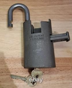 Sargent & Greenleaf model 831B Padlock 6 pin Medeco Core High Security with keys