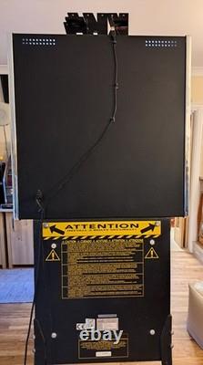 Stern Kiss Pro Pinball Good Condition Plays Well NO Known faults