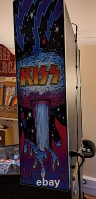 Stern Kiss Pro Pinball Good Condition Plays Well NO Known faults