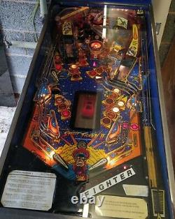 Street Fighter 2 Pinball machine made by Gottlieb great condition