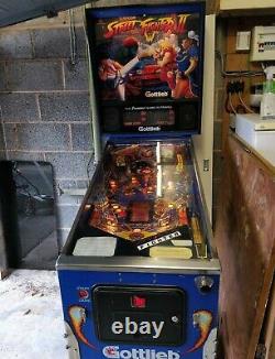 Street Fighter 2 Pinball machine made by Gottlieb great condition