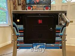 Terminator 2 Judgment Day Arcade Pinball Machine Game