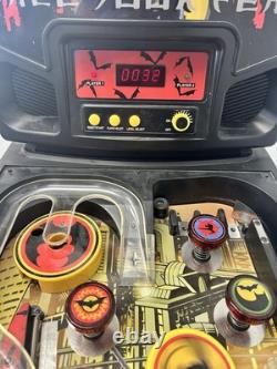 Tested Batman Begins FACE YOUR FEAR Electronic Pinball Standup Machine AS IS