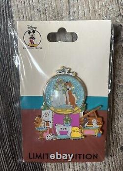 The Aristocats Snow Globe LE 250 Disney DEC Pin Marie Duchess Toulouse Berlioz