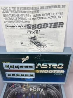 Vintage TOMY ASTRO SHOOTER Table Top Pinball Machine Complete Working