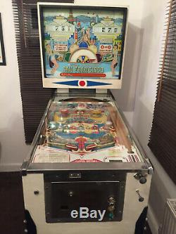 Vintage pinball machine 1964 sanfransico