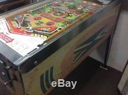 WILLIAMS PIN BALL MACHINE COQUETTE 1962 Two player Spares or Repair