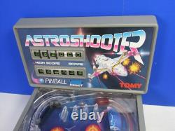 WORKING vintage TOMY ASTRO SHOOTER PINBALL ELECTRONIC GAME ARCADE TOY FLIPPER