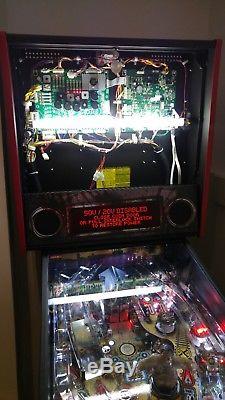 Walking Dead Pro pinball machine