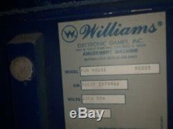 Williams Electronics FUN HOUSE Pinball Machine Very Good Condition