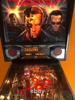 Williams Terminator 2 Judgement Day Pinball Machine