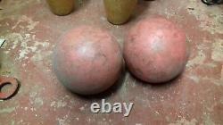 9 Quilles en Bois Vintage à 9 Piques - Jeu Traditionnel de Pub Anglais Ancien / 2 Boules