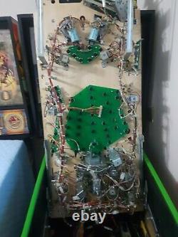 Attaque De Mars Pinball Machine