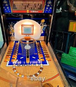 BASKETBALL 1994 Williams Midway Hot Shot Flipper Pinball RARE OLD USA GAME
  <br/>	 <br/>Le basket-ball 1994 Williams Midway Hot Shot Flipper Pinball Jeu rare ancien USA