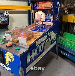 BASKETBALL 1994 Williams Midway Hot Shot Flipper Pinball RARE OLD USA GAME
<br/> <br/>	
	 
Le basket-ball 1994 Williams Midway Hot Shot Flipper Pinball Jeu rare ancien USA