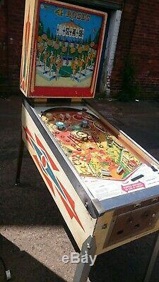 Bally 4 Joueur Roses Pinball