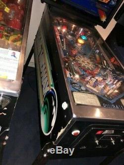 Bally Battre Les Années 1980 Pinball Horloge Machine Stunning Pin Salle De Jeu